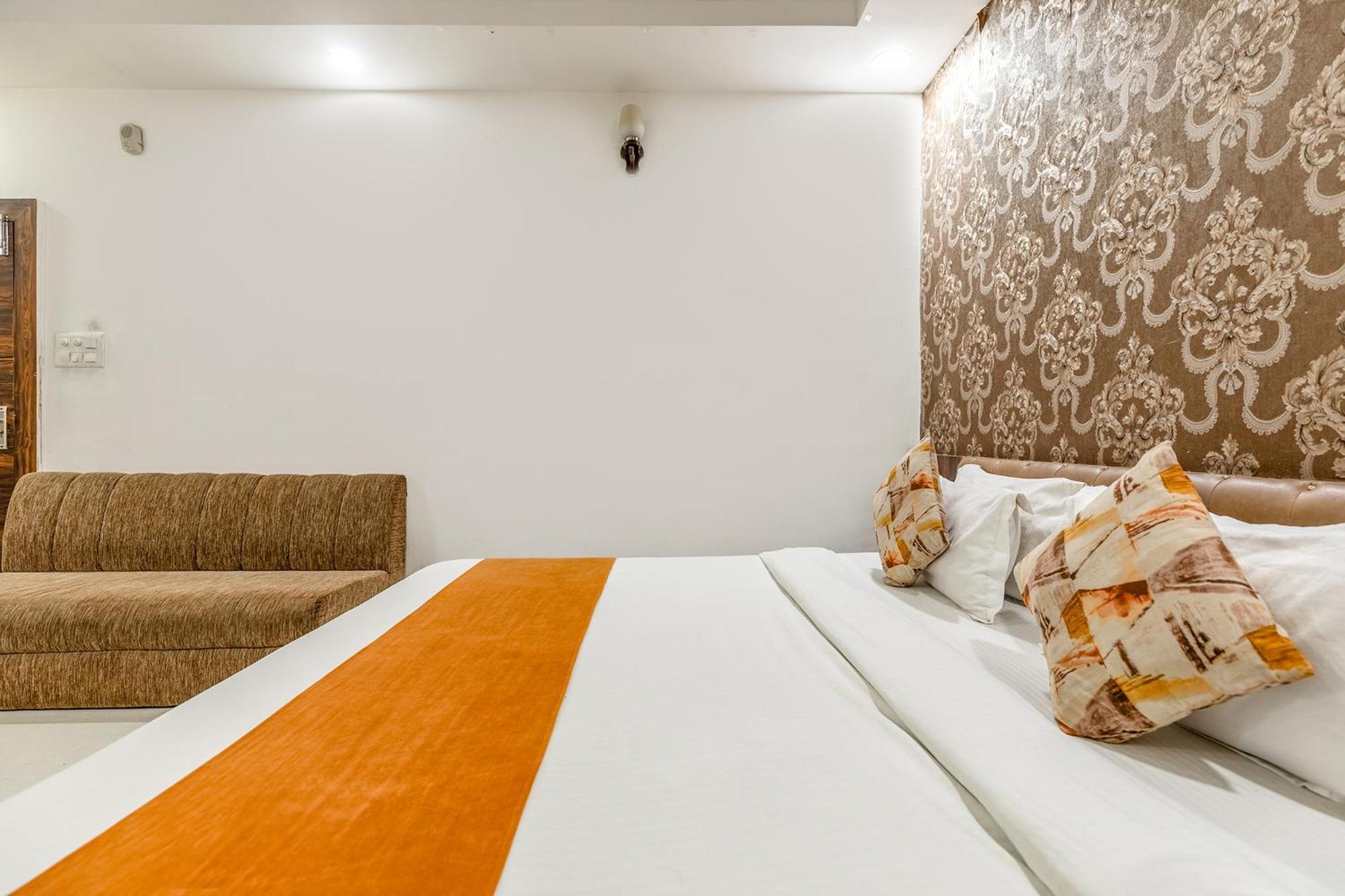 Fabhotel Ocean Pearl Бопал Екстериор снимка